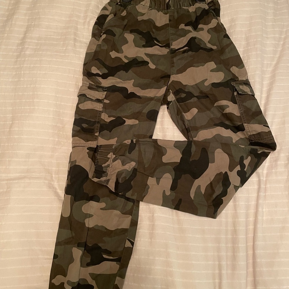 Camouflage cargo pants